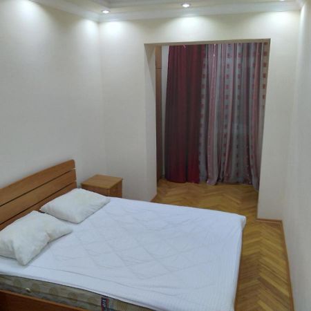 Apartment Melashvili 4 Batumi Exterior photo